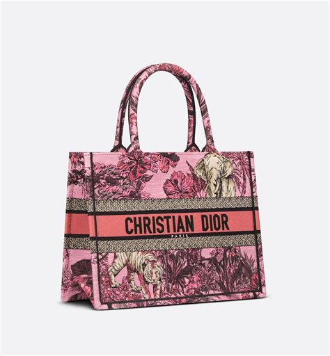 cabas dior personnalisé|sac de caba Dior.